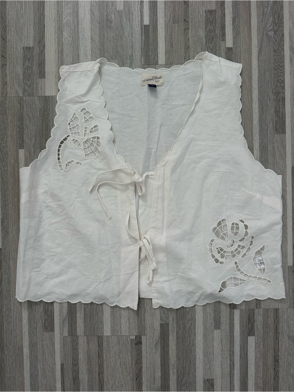 Universal Thread White Boho Eyelet Embroidered Vest Size XL